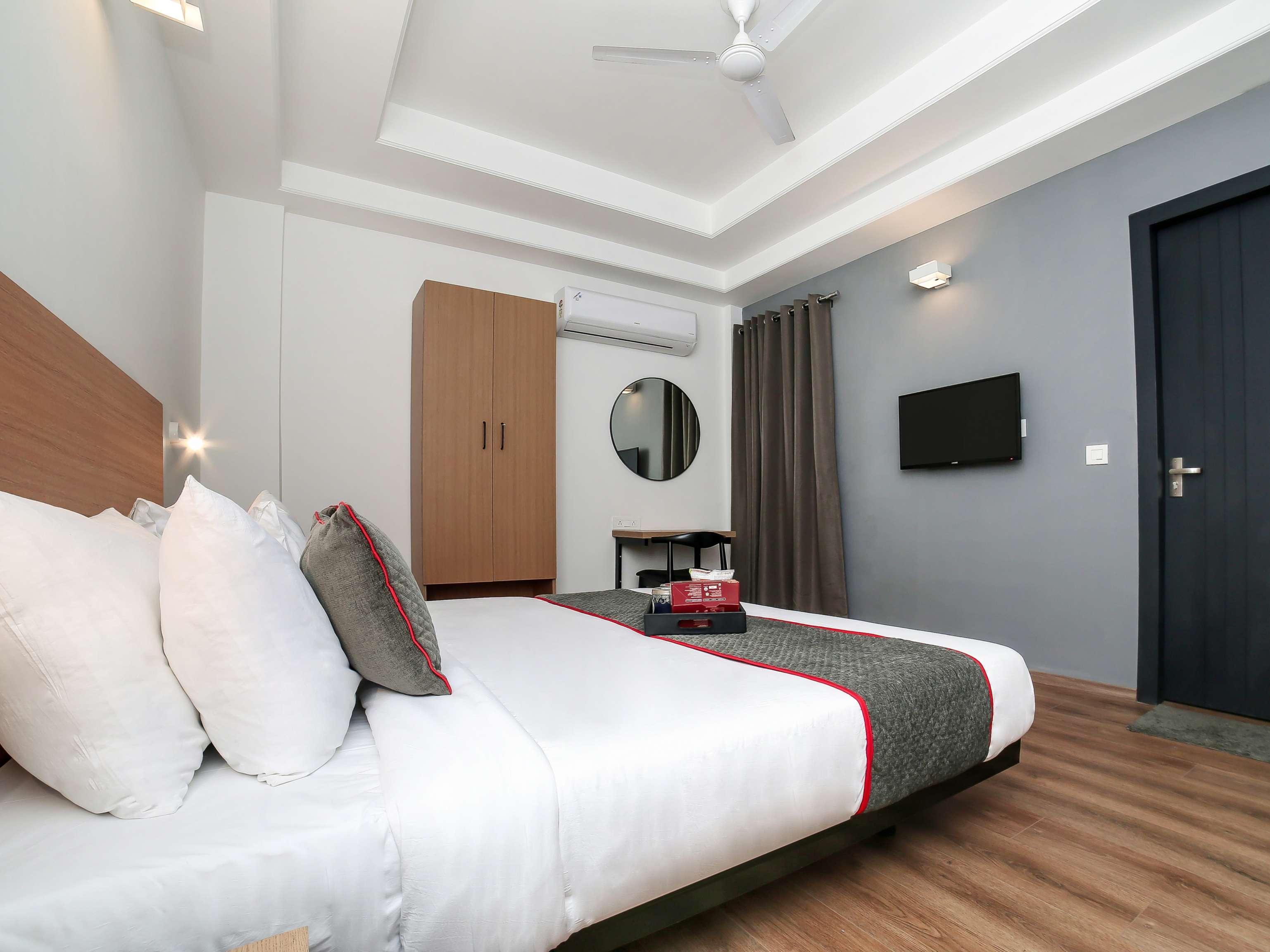 Collection O Townhouse 069 Hotell Gurgaon Exteriör bild
