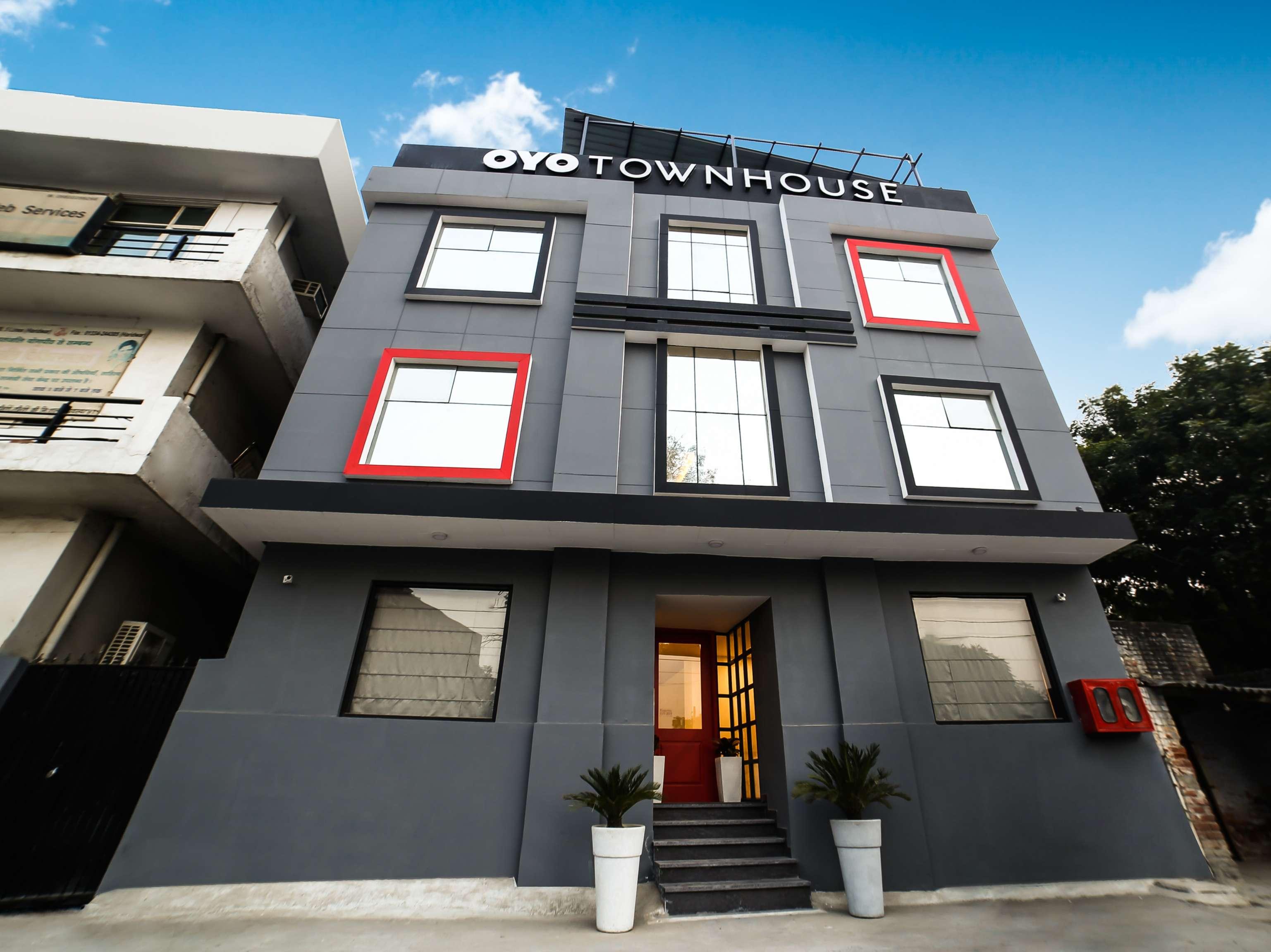 Collection O Townhouse 069 Hotell Gurgaon Exteriör bild